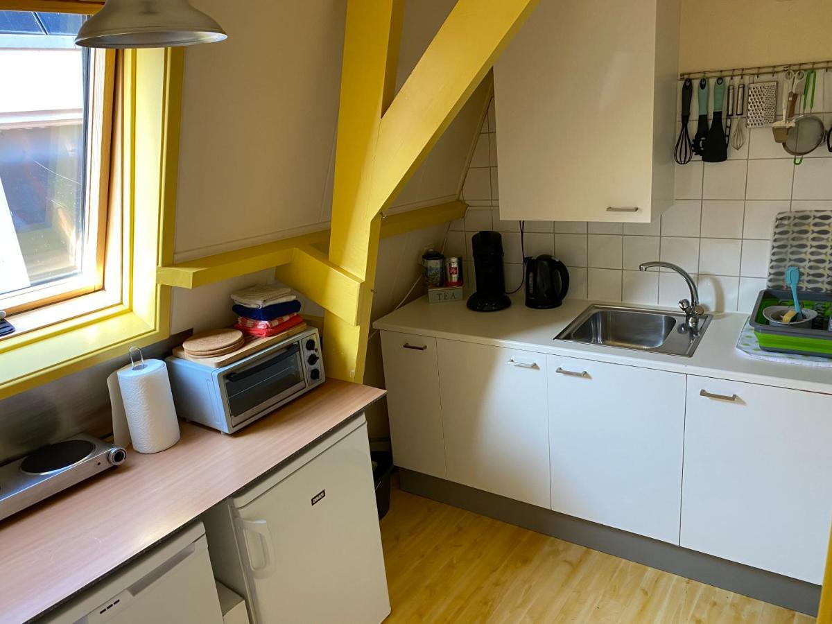 Zierikzee Appartement Zz 41 B&B Bagian luar foto